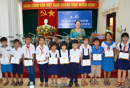 Chuẩn bị năm học mới 2015 - 2016 Bạc Liêu chăm lo cho học sinh nghèo